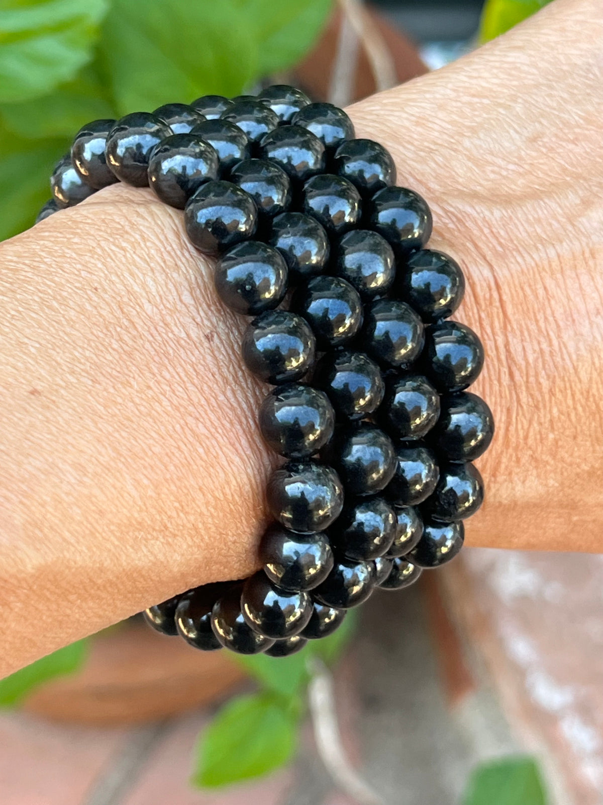 SHUNGITE - BEADED BRACELET