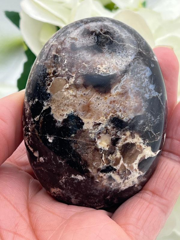 BLACK OPAL - PALM STONE