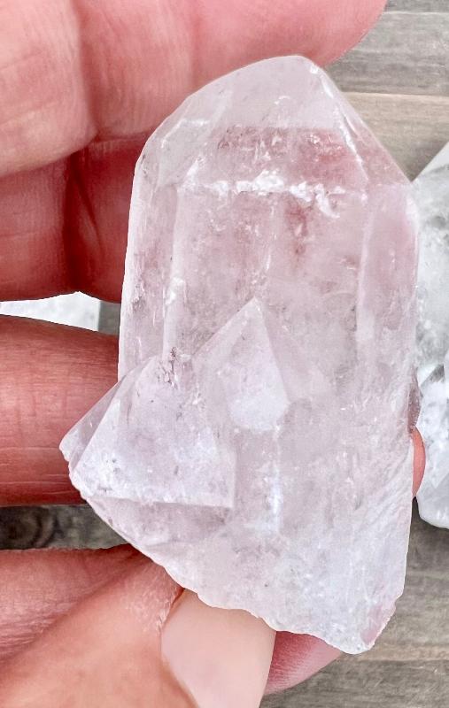 CLEAR QUARTZ-  POINTS